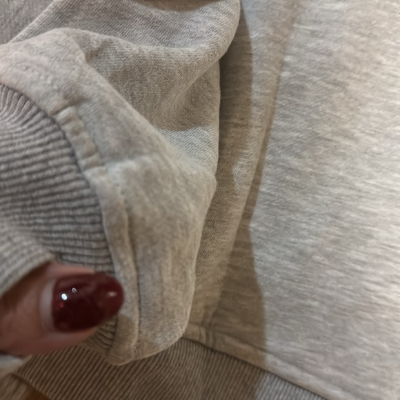 NWT M LIGHT GRAY CROPPED FLEECE LINED 1/4 ZIP POCKET THUMB HOLES SWEATSHIRT - Picture 5 of 6